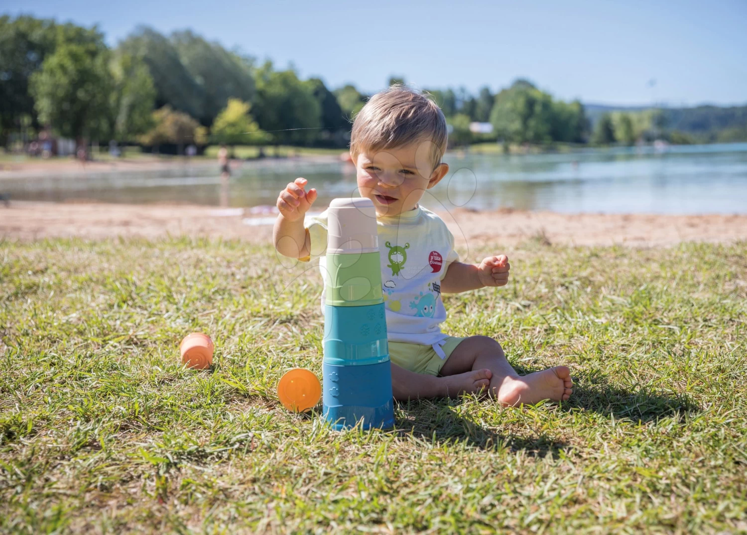 Ein Turm Aus Zuckerrohrpflanzen Bio Sugar Cane Magic Tower Green Smoby 40 Cm 6 Becher 100 % Recycelbar Ab 12 Monaten 4 Ein Turm Aus Zuckerrohrpflanzen Bio Sugar Cane Magic Tower Green Smoby 40 Cm 6 Becher 100 % Recycelbar Ab 12 Monaten – Bild 4