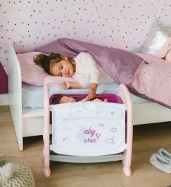 Set Puppenbett Mit Wickeltisch Violette Baby Nurse 2in1 Smoby Mit Pinkelpuppe Und Ein Tiefer Puppenwagen -Smoby 220353 h smoby postielka prebalovaci pult 2