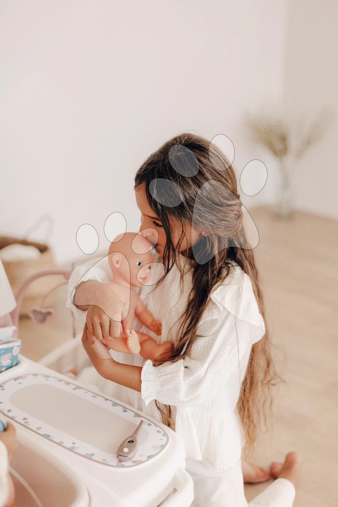 Set Spielhaus Für Die Puppe Large Doll's Play Center Natur D'Amour Baby Nurse Smoby Und Ein Kindersportwagen Mit Einem Känguru Und Einer 32-cm-Puppe 220376-3 17 Set Spielhaus Für Die Puppe Large Doll's Play Center Natur D'Amour Baby Nurse Smoby Und Ein Kindersportwagen Mit Einem Känguru Und Einer 32-cm-Puppe 220376-3 – Bild 17