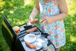 Grill Barbecue Smoby Mit Mechanischen Funktionen Und Sound Und 18 Zubehörteilen 73 Cm Hoch -Smoby 312001 o smoby grill