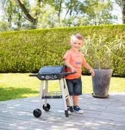 Grill Barbecue Smoby Mit Mechanischen Funktionen Und Sound Und 18 Zubehörteilen 73 Cm Hoch -Smoby 312001 u smoby grill