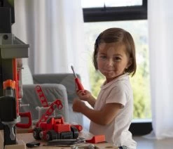 Black + Decker Smoby-Arbeitswerkstatt Mit Bohrmaschine Und Spielzeugauto Mit 92 Teiligem Zubehör 32 Black + Decker Smoby-Arbeitswerkstatt Mit Bohrmaschine Und Spielzeugauto Mit 92 Teiligem Zubehör -Smoby 360701 lifestyle c smoby pracovny stol 1