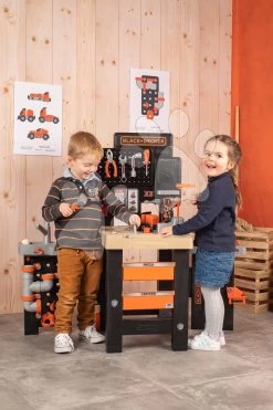 Dreiflügeliger Schreibtisch Black&Decker Mega Center Smoby Maschinenbau, Instalierung, Lackerei Und Zimmerei 100 Zubehör 103 Cm Höhe -Smoby 360726 c smoby dielna 1