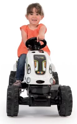 Trettraktor Farmer XL Kuh Smoby Mit Weiß-schwarzem Anhänger