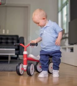 Rutschfahrzeug Rookie Red Smoby Mit Metallkonstruktion Und Drehbarem Lenker Ab 12 Monaten -Smoby 721400 o smoby odrazadlo