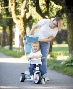 Dreirad Und Kinderwagen In Einem Mit Der Hohen Rücklehne Baby Balade Plus Tricycle Blue Smoby Mit Bremse Und EVA-Rädern Blau Ab 10 Monaten -Smoby 741400 b smoby trojkolka