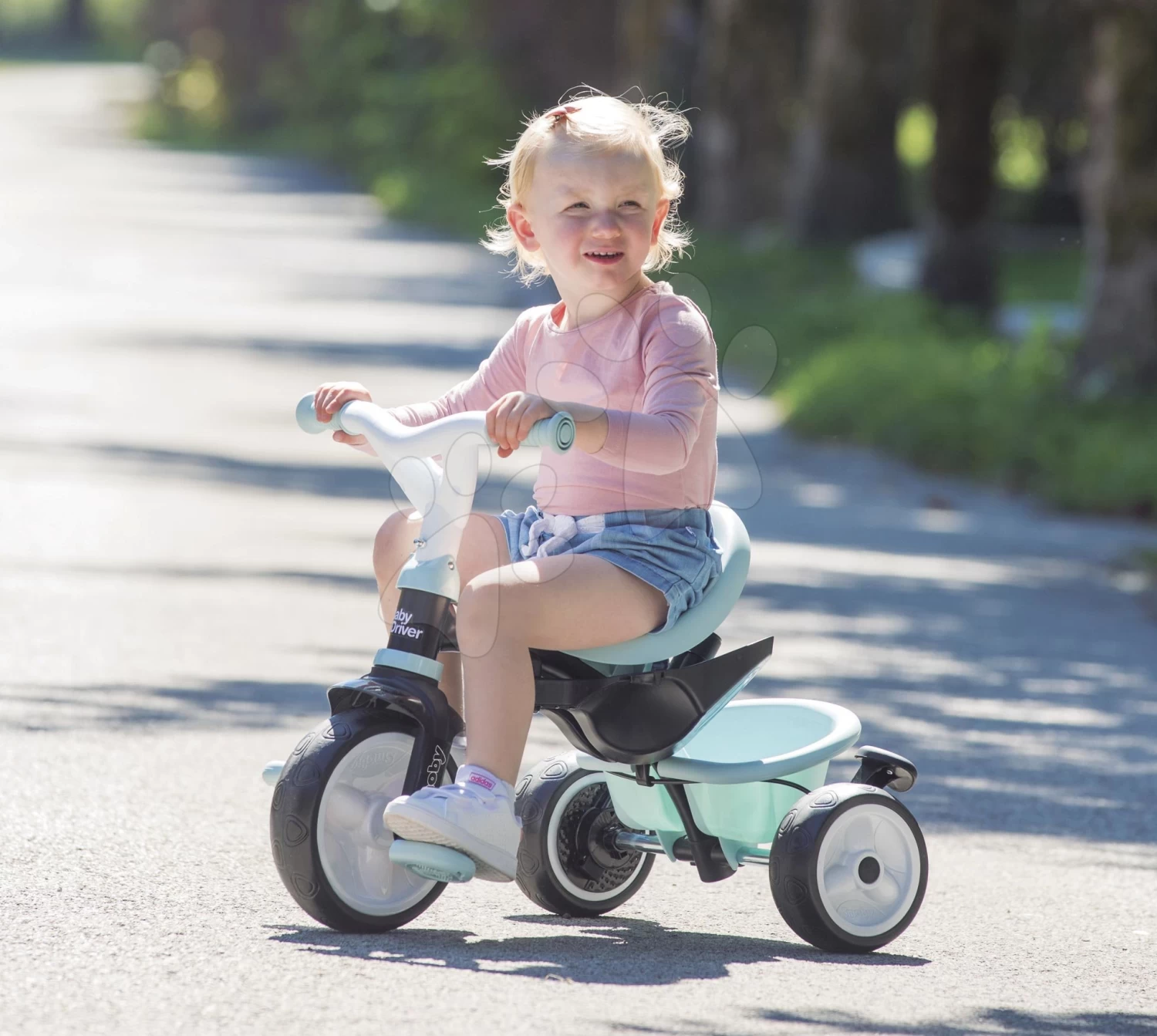 Dreirad Und Kinderwagen In Einem Mit Bremse Baby Driver Plus Blue Smoby Mit EVA-Rädern Und Intuitiver Steuerung Blau Ab 10 Monaten 10 Dreirad Und Kinderwagen In Einem Mit Bremse Baby Driver Plus Blue Smoby Mit EVA-Rädern Und Intuitiver Steuerung Blau Ab 10 Monaten – Bild 10