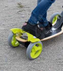 Vierrädriger Holzroller Wooden Scooter Smoby Mit Intuitiver Bedienung Und Höhenverstellbar Ab 5 Jahren